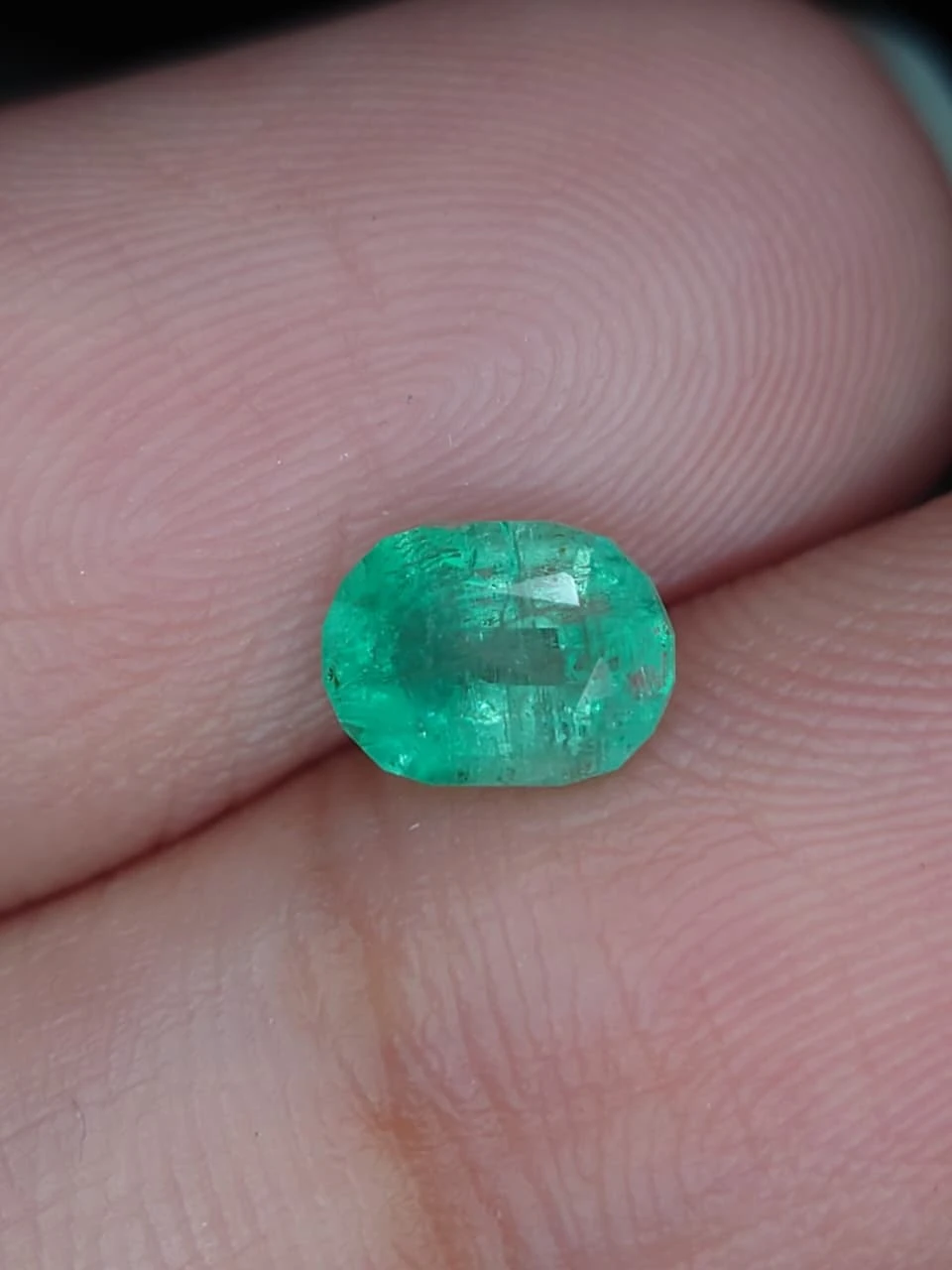 0.7ct Natural Bluish Green Panjshir Emerald from Afghanistan — view 4